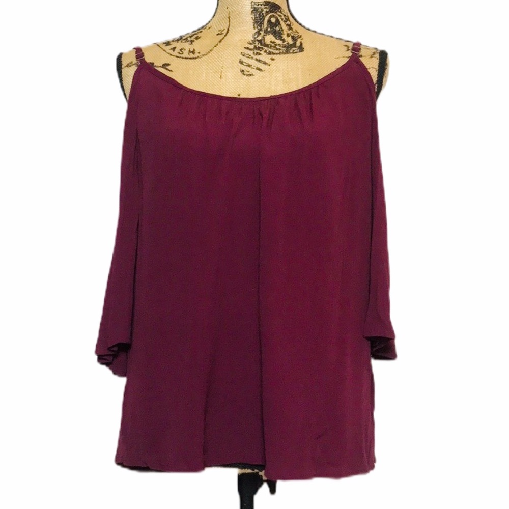 NWT Purple Cold Shoulder Scoop Neck Top XS